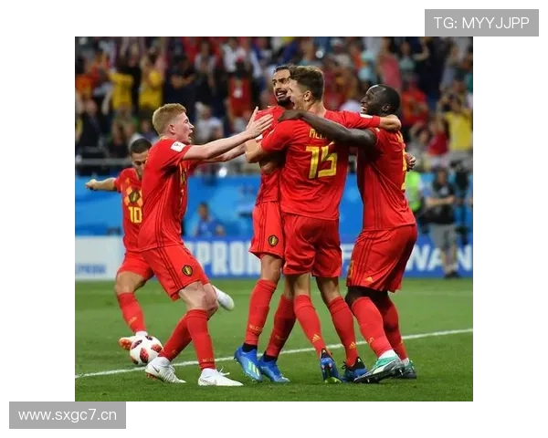 世界杯最新战况分析：球队表现亮眼 关键比赛预告一览