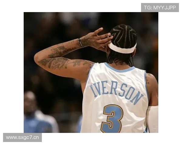 《NBA精彩瞬间回顾 球星们的经典表现与震撼时刻》 - 副本 - 副本 - 副本