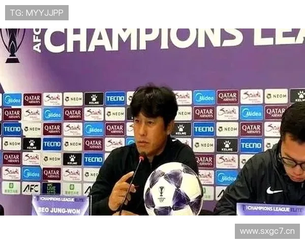 亚冠赛场激战正酣 各队奋力争夺亚洲足球最高荣誉 - 副本 (3)