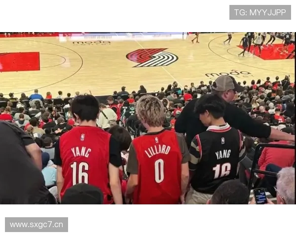 免费观看NBA赛事直播全程高清跟踪精彩比赛瞬间